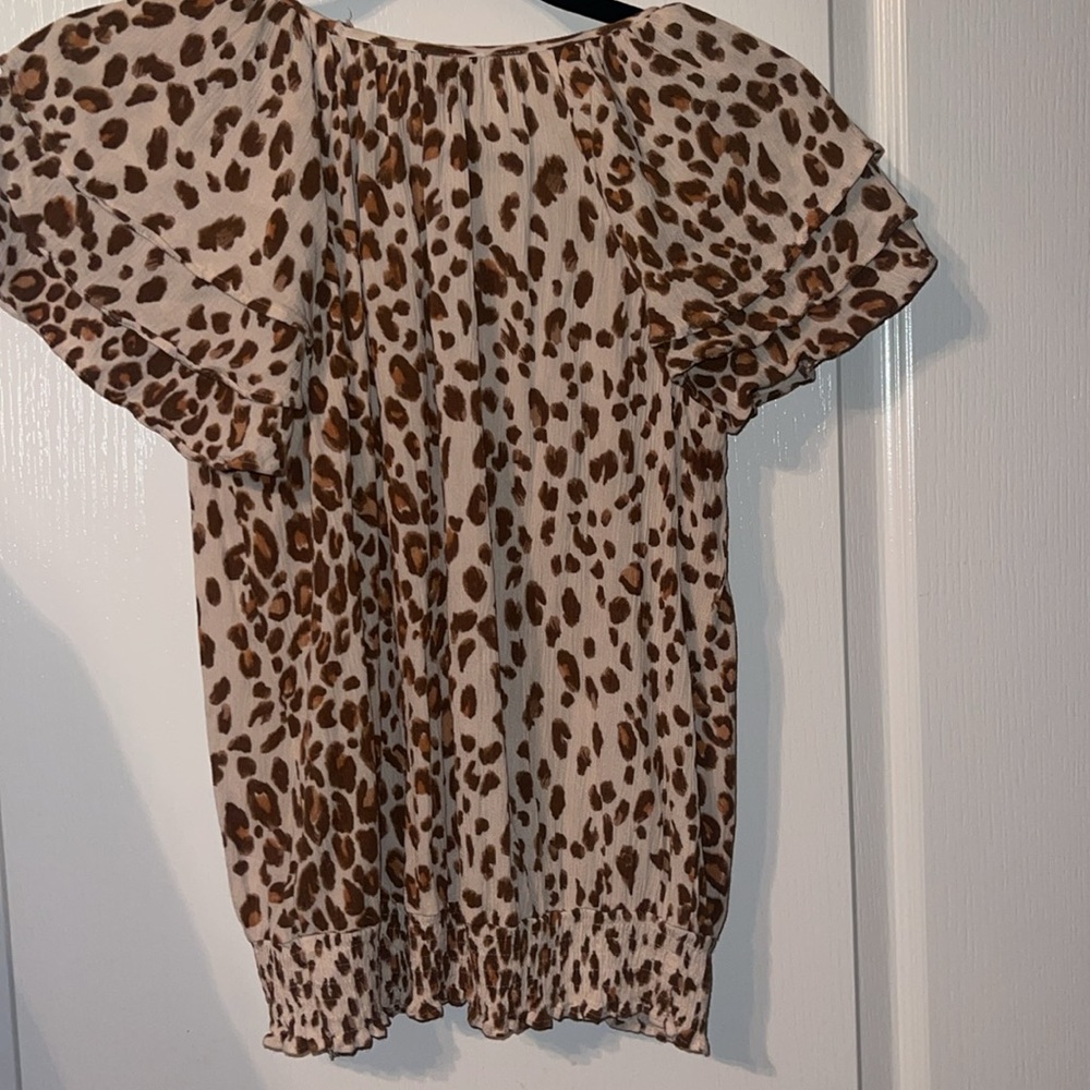 Express Distressed Top - Picture 2 of 2